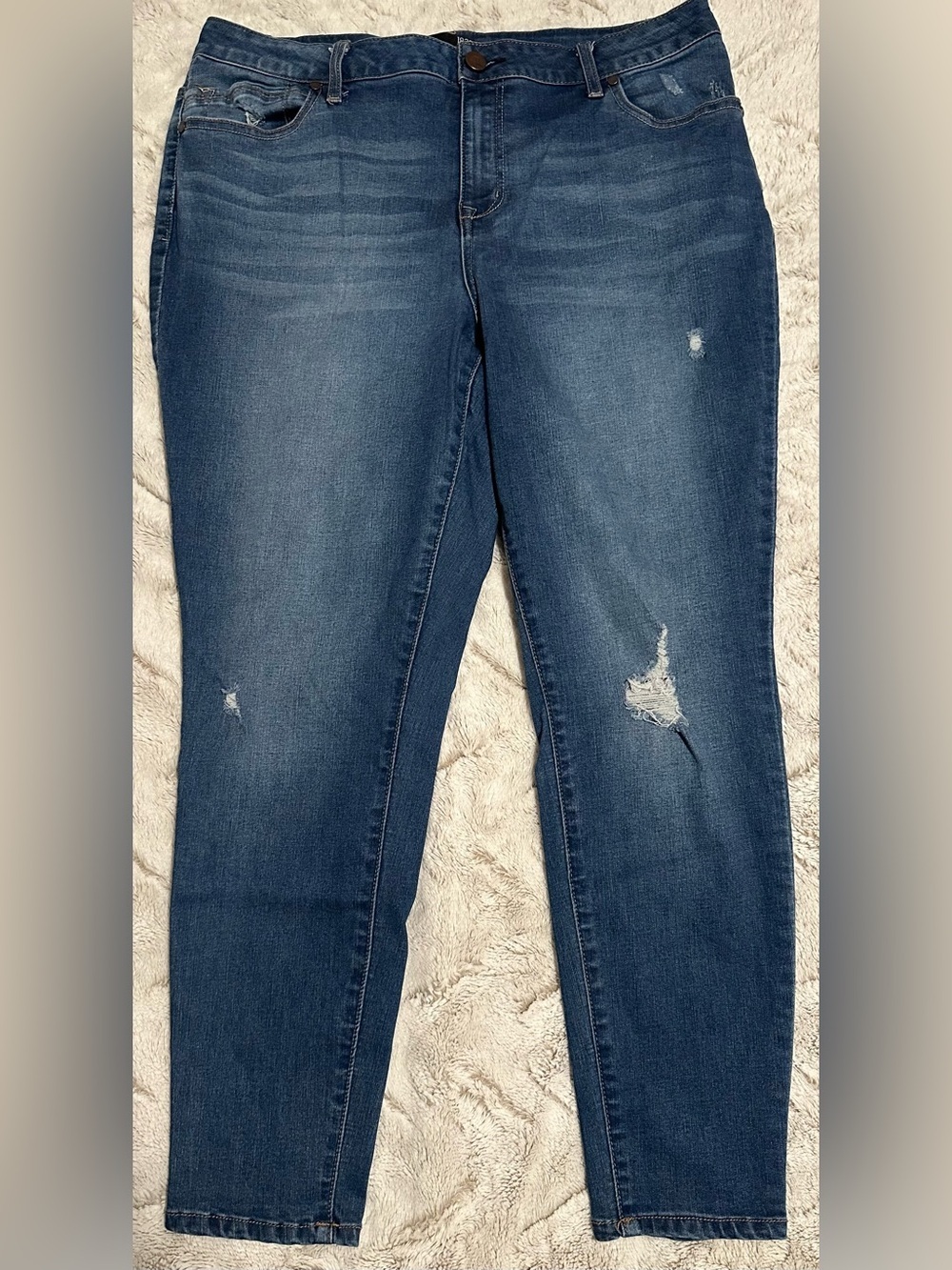 1822 Denim Skinny Jeans in Dark Blue with Light Fading